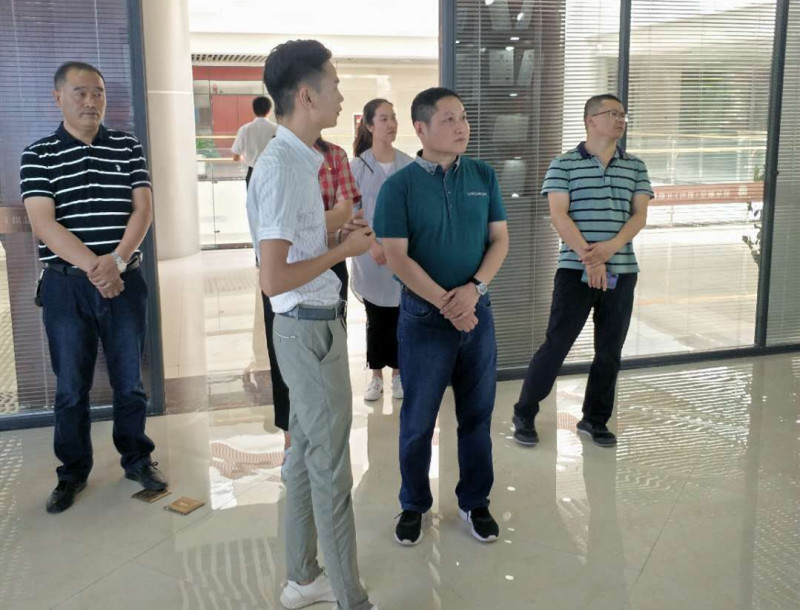 微信图片_20190704175229_副本.jpg